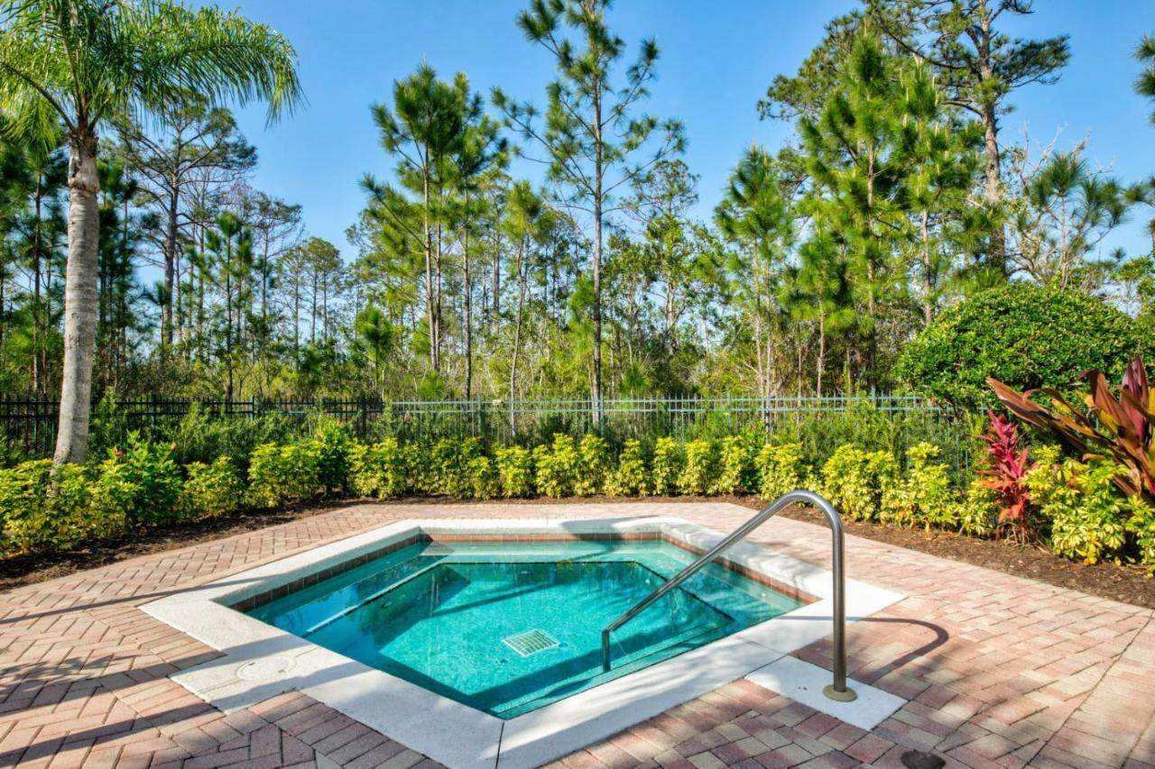 Near Disney - Spacious 3Br - Pool And Hot Tub! Orlando Kültér fotó